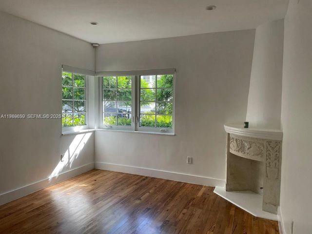 727 14th Pl 1, Miami Beach, FL 33139