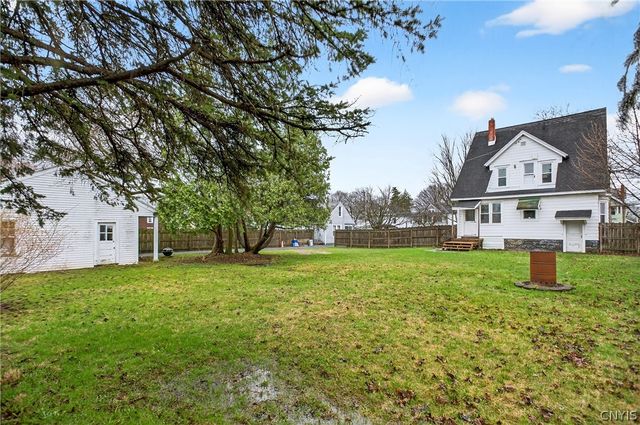 420 Highland Ave, Dewitt, NY 13057