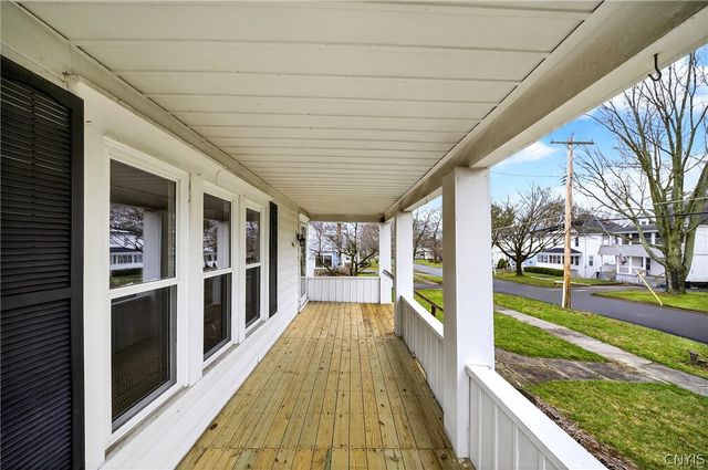 420 Highland Ave, Dewitt, NY 13057