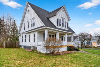420 Highland Ave, Dewitt, NY 13057