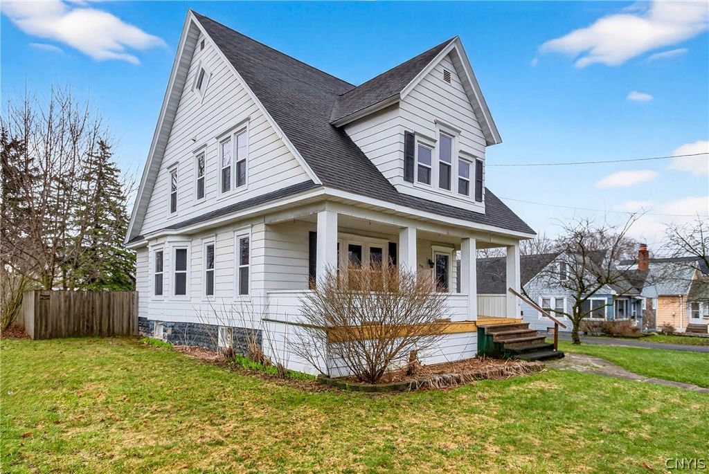 420 Highland Ave, Dewitt, NY 13057