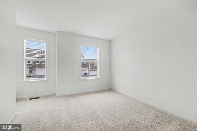 7867 OAK BROOK DR, Harrisburg, PA 17112