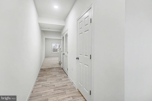 7867 OAK BROOK DR, Harrisburg, PA 17112