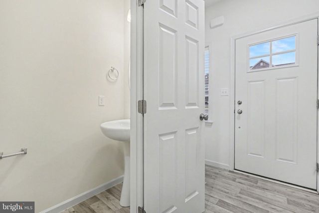 7867 OAK BROOK DR, Harrisburg, PA 17112