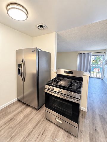 141 S Avenue 22 8, Los Angeles, CA 90031