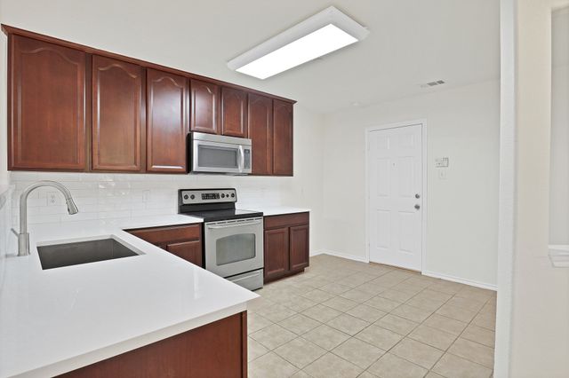 9938 Wake Bridge Drive, Frisco, TX 75035