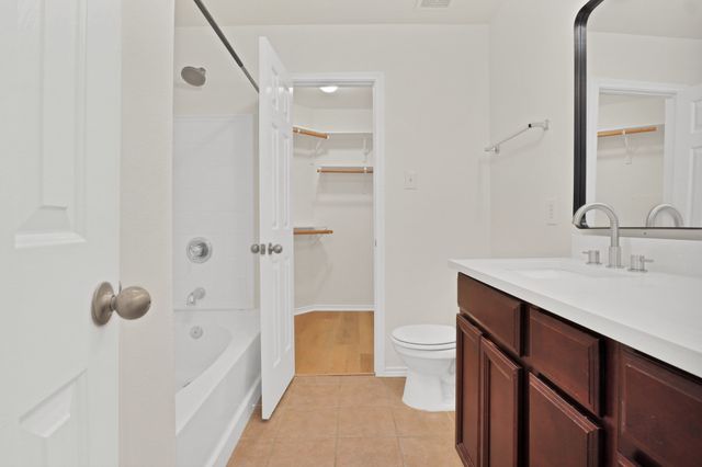 9938 Wake Bridge Drive, Frisco, TX 75035