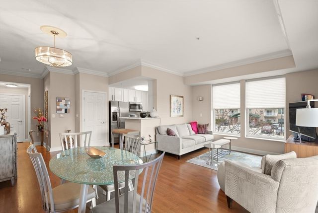 38 Village 201, Middleton, MA 01949