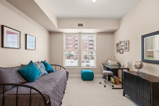 38 Village 201, Middleton, MA 01949