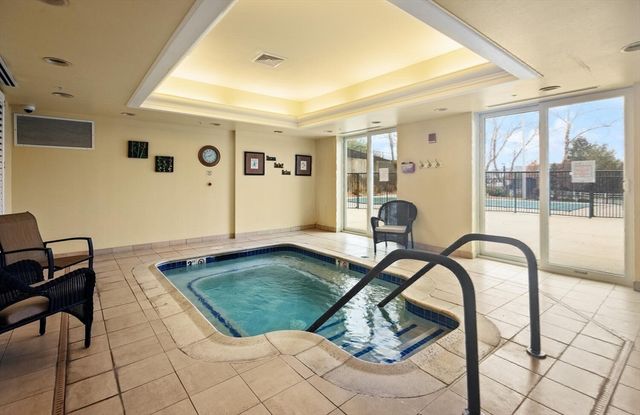 38 Village 201, Middleton, MA 01949