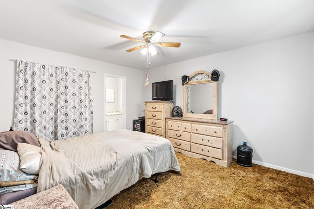 115 Willow Branch Drive, Simpsonville, SC 29680
