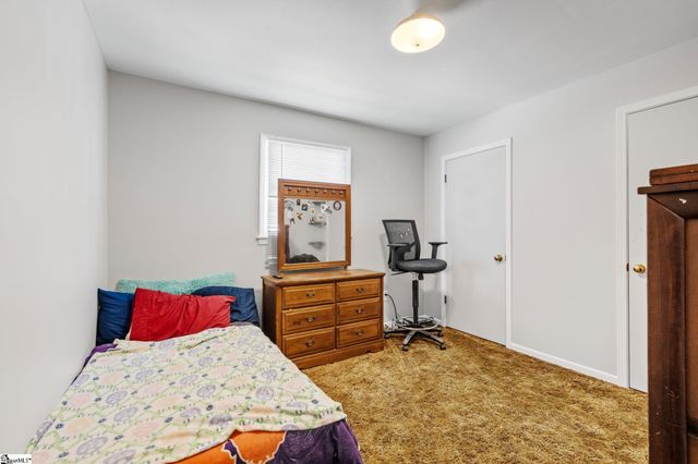 115 Willow Branch Drive, Simpsonville, SC 29680