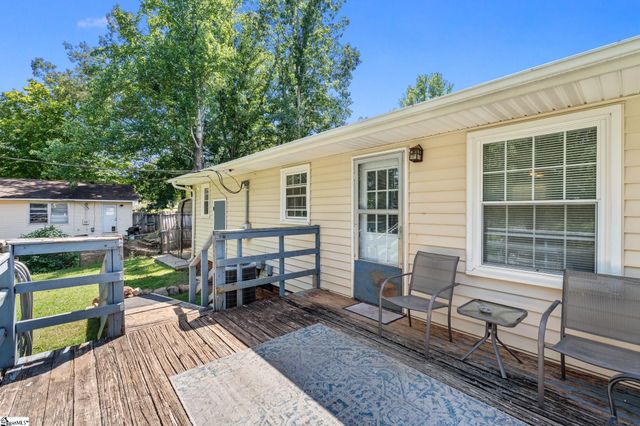 115 Willow Branch Drive, Simpsonville, SC 29680