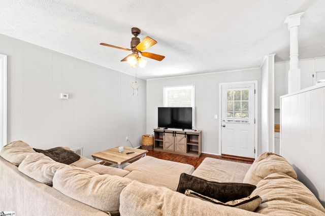 115 Willow Branch Drive, Simpsonville, SC 29680