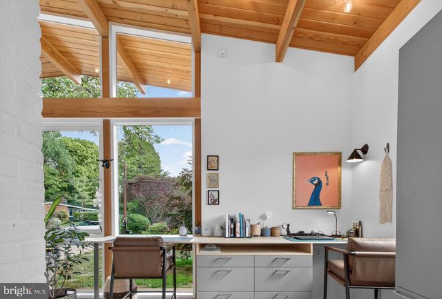 7905 SYCAMORE DR, Falls Church, VA 22042