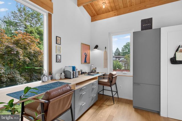 7905 SYCAMORE DR, Falls Church, VA 22042