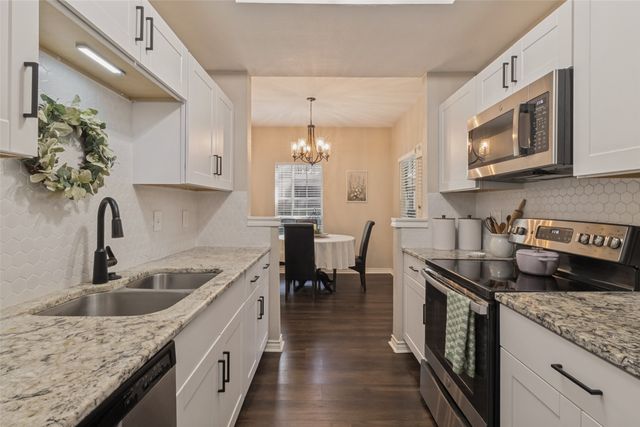8600 Coppertowne Lane 600, Dallas, TX 75243