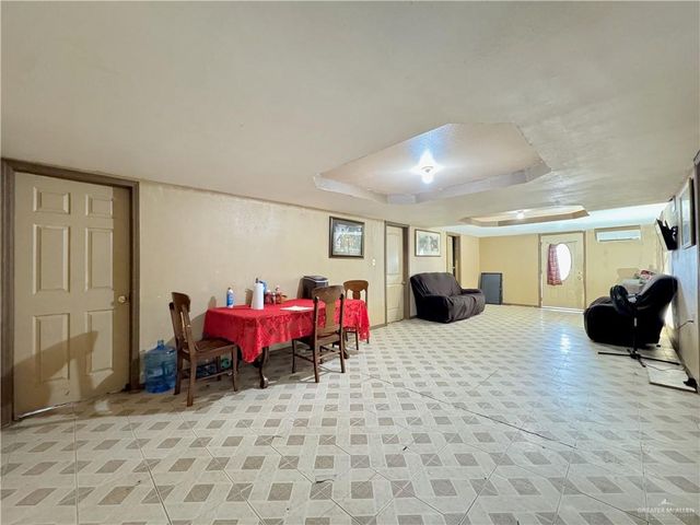 8706 Palos Grandes Street, Weslaco, TX 78599