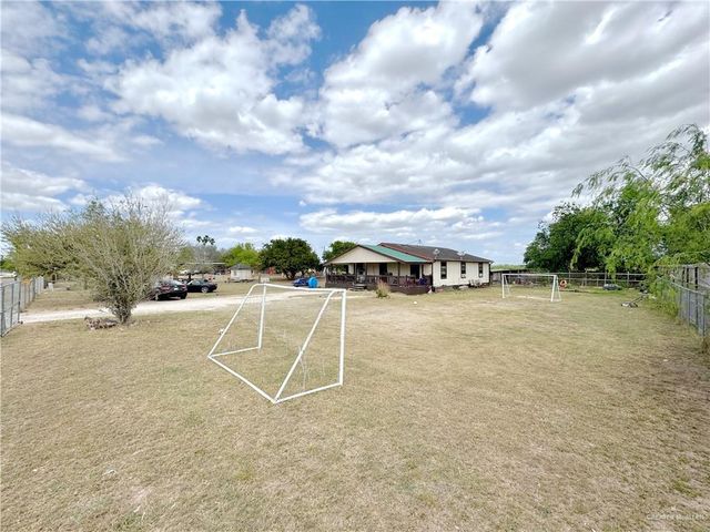 8706 Palos Grandes Street, Weslaco, TX 78599