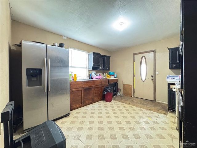 8706 Palos Grandes Street, Weslaco, TX 78599