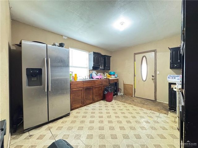 8706 Palos Grandes Street, Weslaco, TX 78599