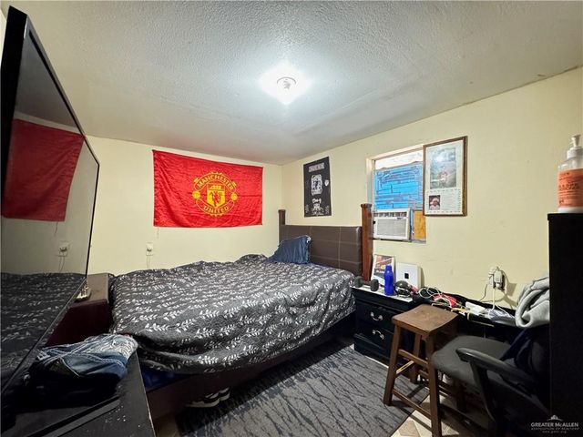 8706 Palos Grandes Street, Weslaco, TX 78599