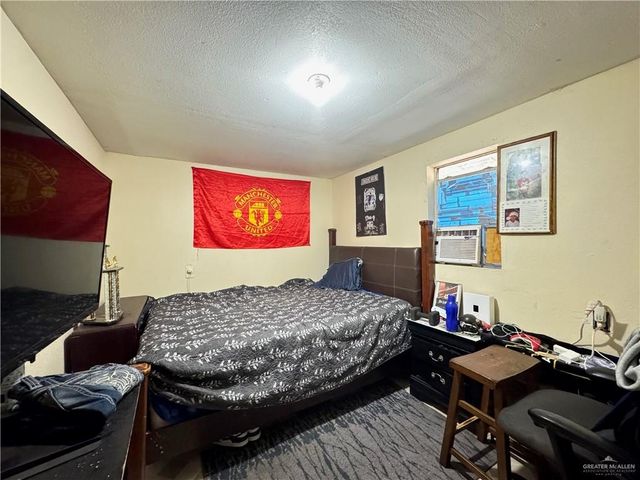 8706 Palos Grandes Street, Weslaco, TX 78599