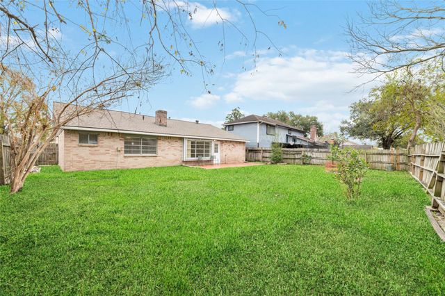 10410 Rancho Bernardo Lane, Sugar Land, TX 77498