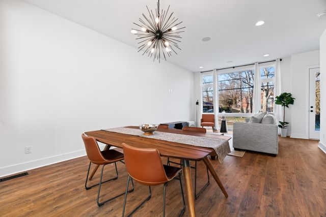 910 Youngs Ln Unit 3, Nashville, TN 37207