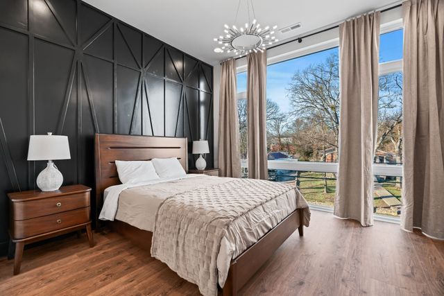 910 Youngs Ln Unit 3, Nashville, TN 37207