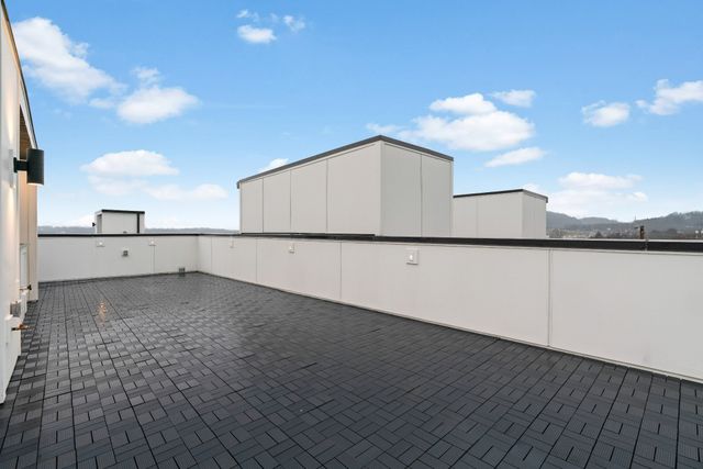 910 Youngs Ln Unit 3, Nashville, TN 37207