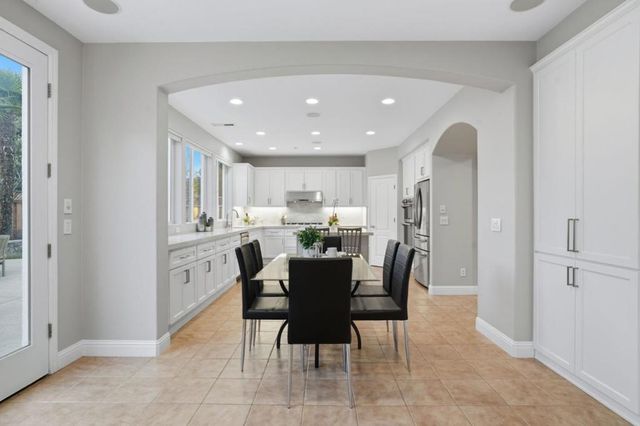16800 Zinfandel Circle, Morgan Hill, CA 95037
