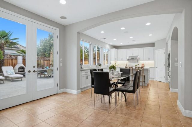 16800 Zinfandel Circle, Morgan Hill, CA 95037