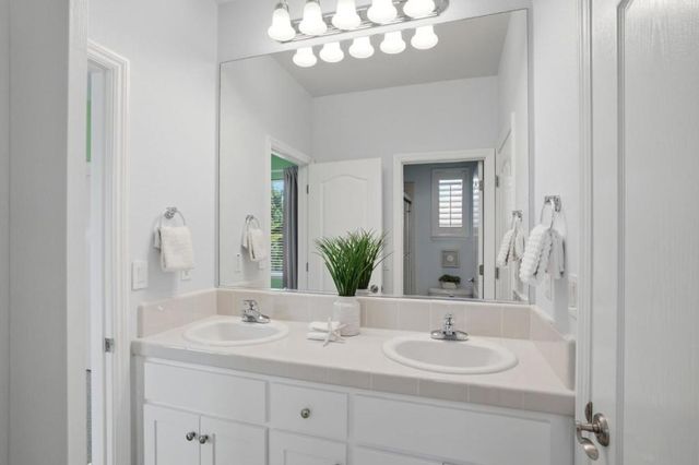 16800 Zinfandel Circle, Morgan Hill, CA 95037