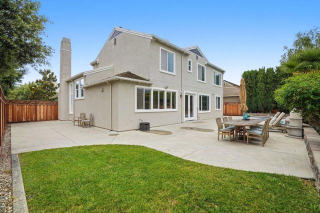 16800 Zinfandel Circle, Morgan Hill, CA 95037