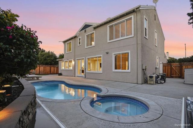 16800 Zinfandel Circle, Morgan Hill, CA 95037
