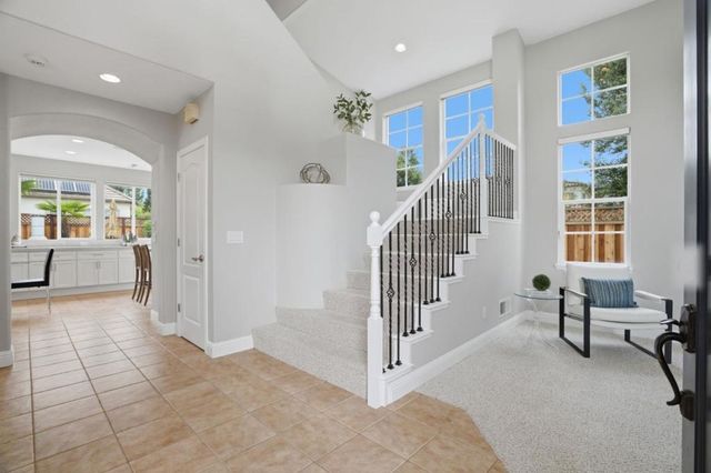 16800 Zinfandel Circle, Morgan Hill, CA 95037