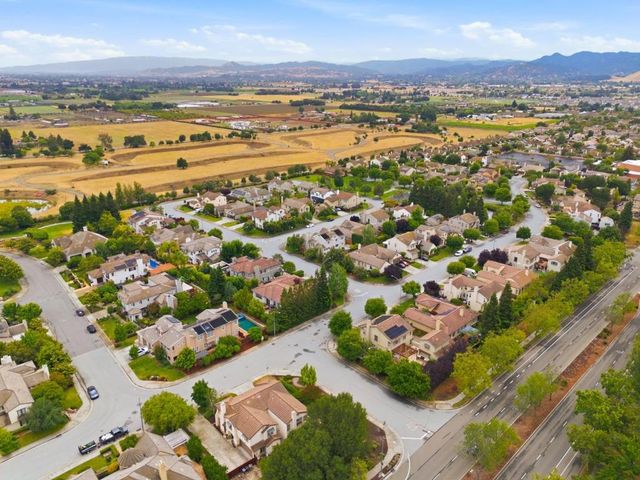 16800 Zinfandel Circle, Morgan Hill, CA 95037