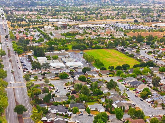 16800 Zinfandel Circle, Morgan Hill, CA 95037