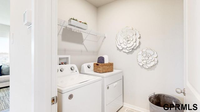 17602 Virginia Street, Omaha, NE 68137