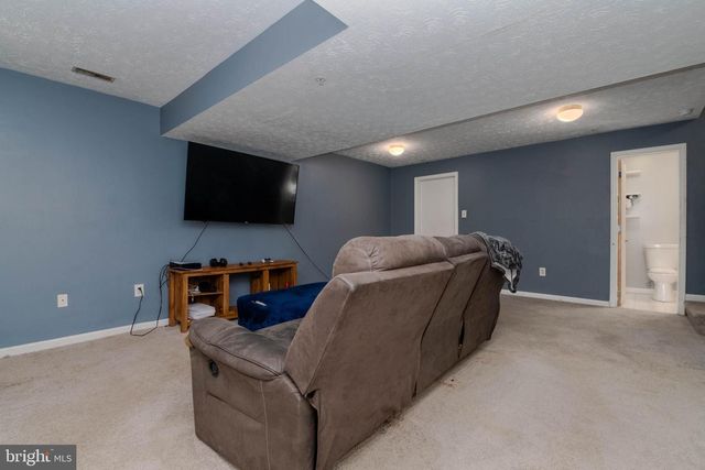 2021 HACKBERRY RD, Baltimore, MD 21221