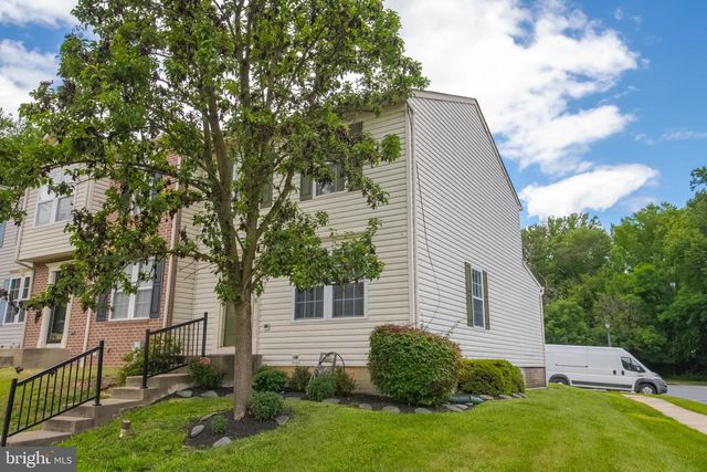 2021 HACKBERRY RD, Baltimore, MD 21221