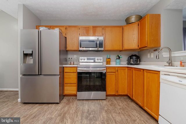 2021 HACKBERRY RD, Baltimore, MD 21221