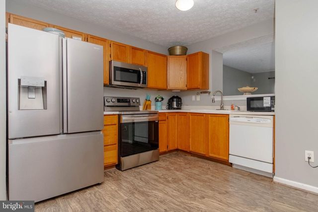 2021 HACKBERRY RD, Baltimore, MD 21221