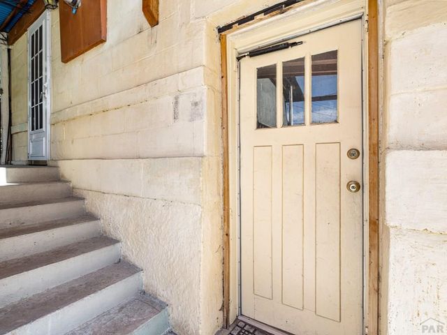 321 W 18th St, Pueblo, CO 81003