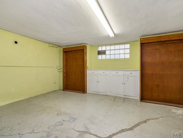 321 W 18th St, Pueblo, CO 81003