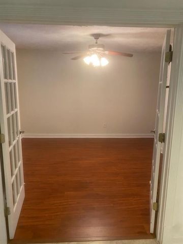 115 Biscayne NW Drive B1, Atlanta, GA 30309