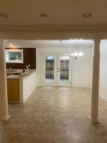 115 Biscayne NW Drive B1, Atlanta, GA 30309