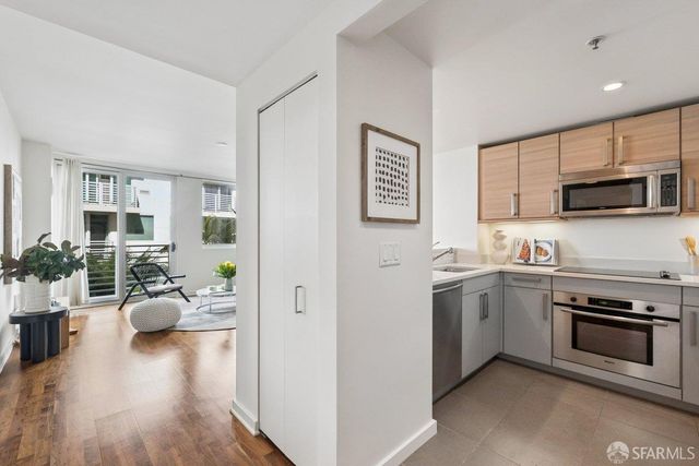 555 4th Street 516, San Francisco, CA 94107