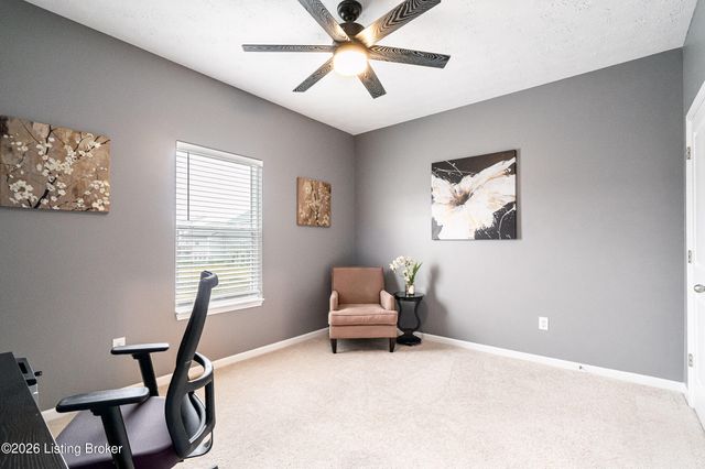 16729 Taunton Vale Rd, Louisville, KY 40245